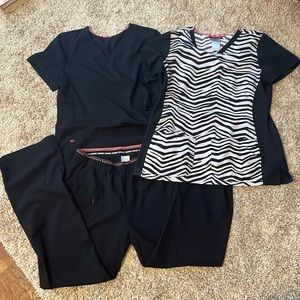 Womens Heartsoul scrub set. All size medium